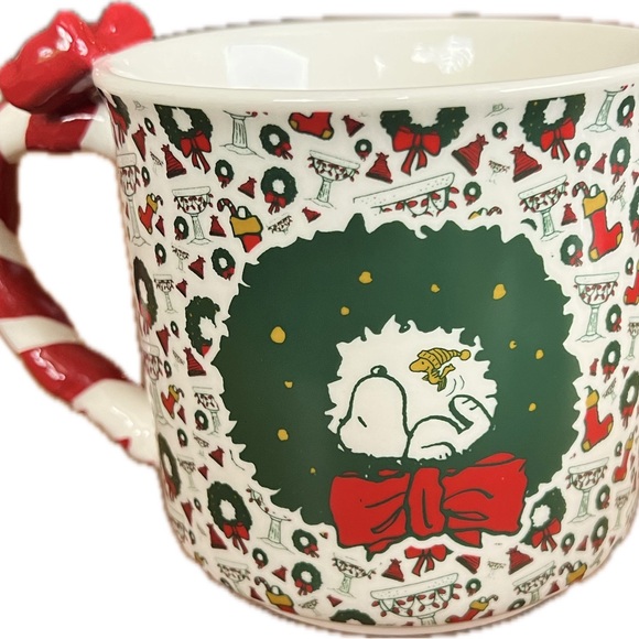 Peanuts~Snoopy Wreath Christmas Mug 6013456 - Picture 3 of 6